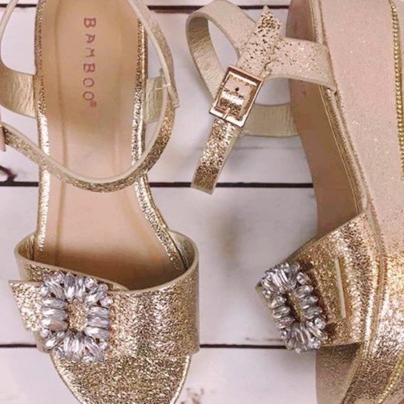 BAMBOO Metallic Rhinestone Gem Crystal Joyas Platform Wedge Sandals NWT - Picture 5 of 8